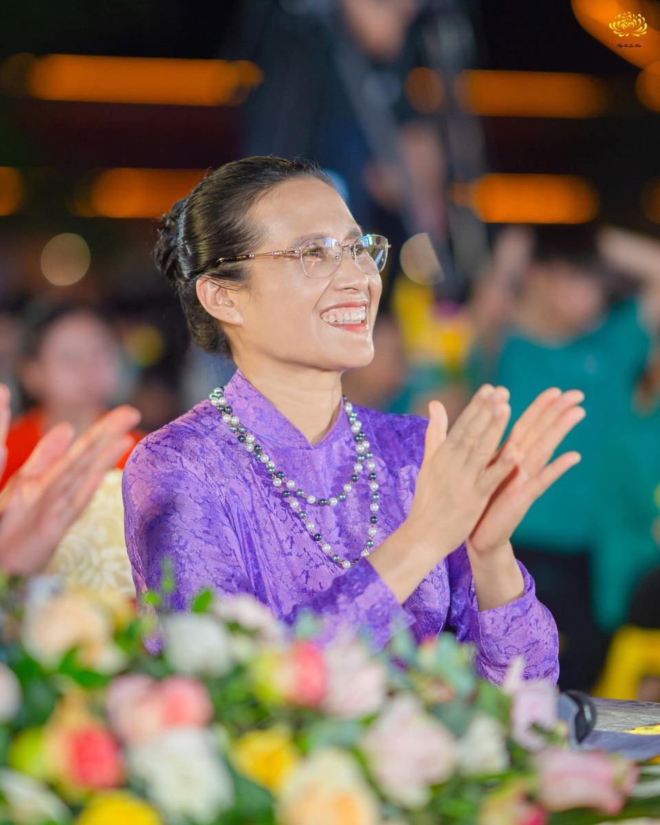 Cô Phạm Thị Yến - Tâm Chiếu Hoàn Quán, Giám khảo cuộc thi 