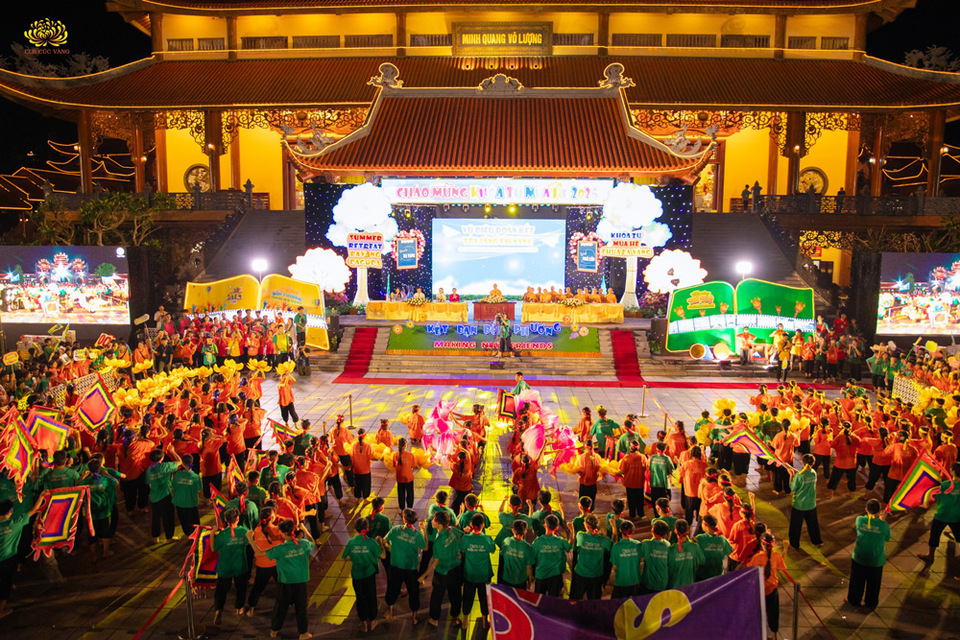 Toàn cảnh cuộc thi dân vũ -