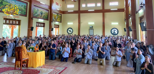 Phật tử quy y Tam Bảo tại chùa Ba Vàng ngày 07/9/2019