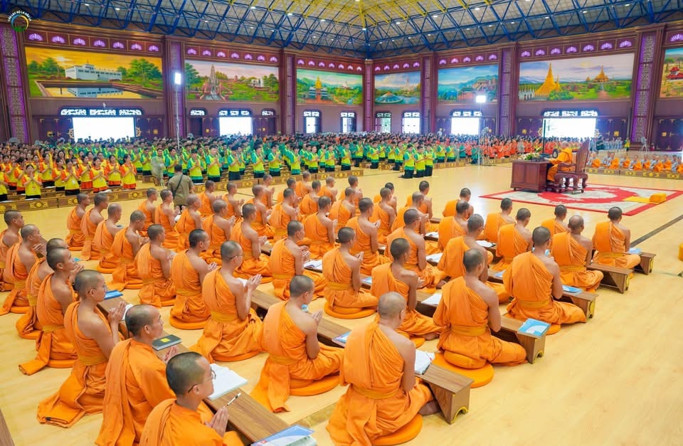 Sư Phụ tiếp tục thuyết giảng cho các bạn về Kinh Thập Thiện với chủ đề: Phước báu xa lìa giận dữ