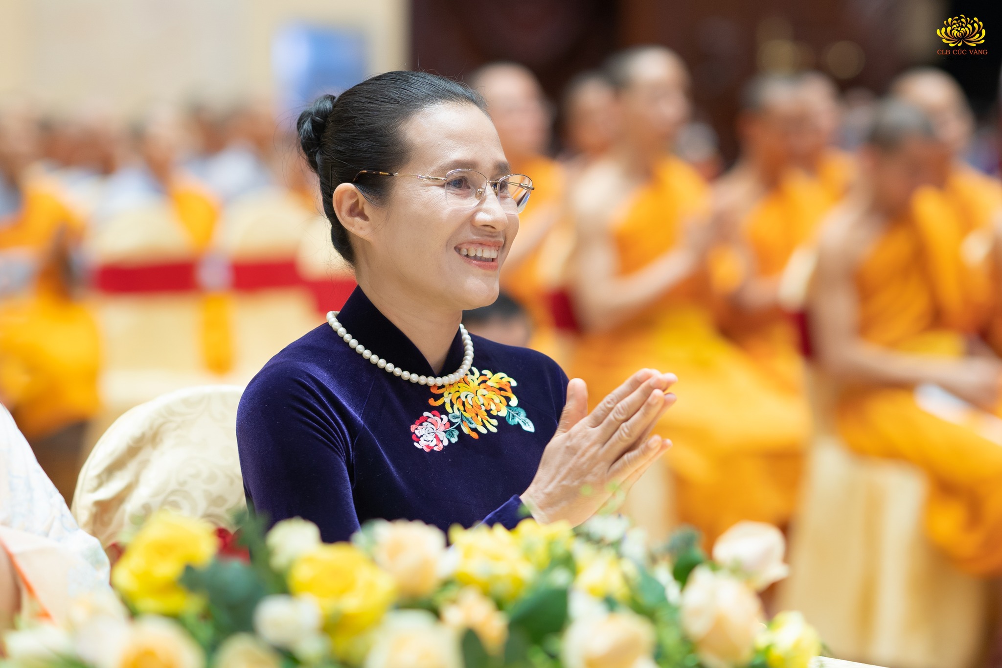 Cô Phạm Thị Yến - Chủ nhiệm CLB Cúc Vàng - Trưởng Ban tổ chức đêm văn nghệ 