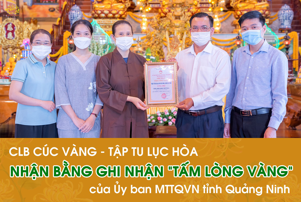 Cô Phạm Thị Yến nhận bằng ghi nhận tấm lòng vàng từ UBMTTQ tỉnh Quảng Ninh