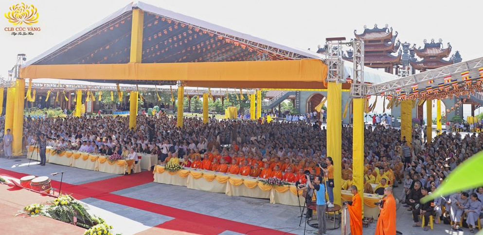 Đại lễ giỗ Tổ là nhân duyên để đông đảo nhân dân được kết duyên với chính Pháp của Phật (ảnh năm 2019)