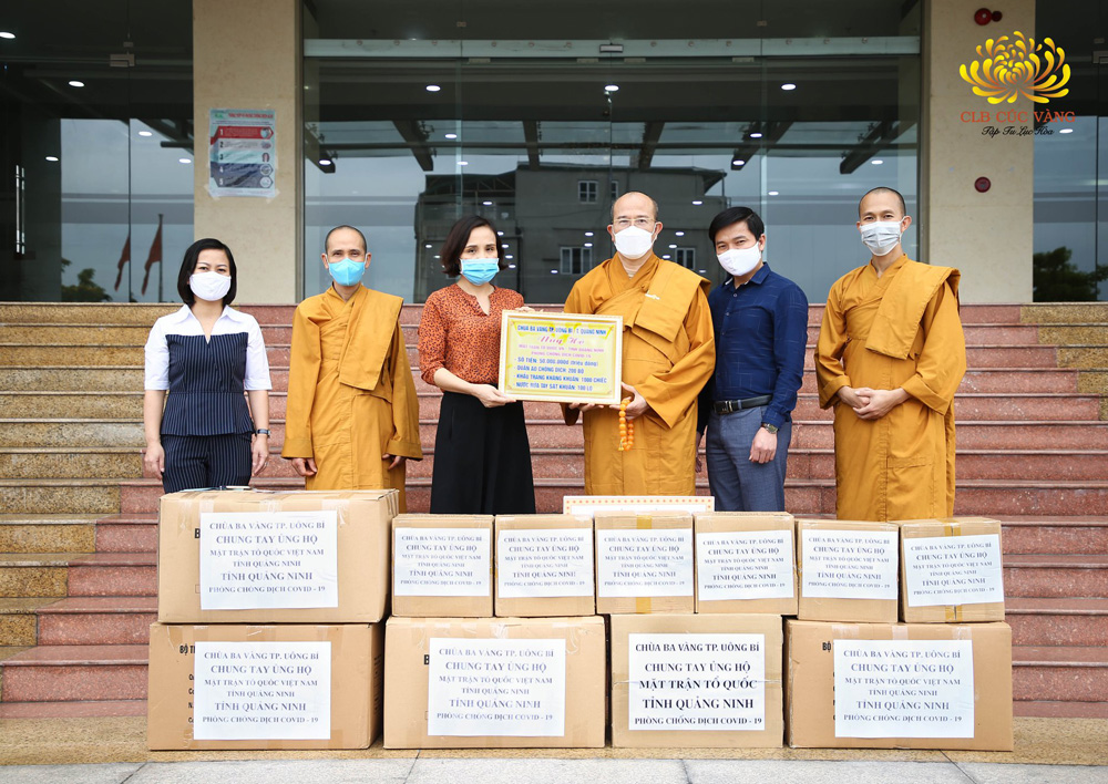 Phật tử hộ trì Chư Tăng ủng hộ Ủy ban Mặt trận Tổ quốc tỉnh Quảng Ninh phòng chống COVID-19