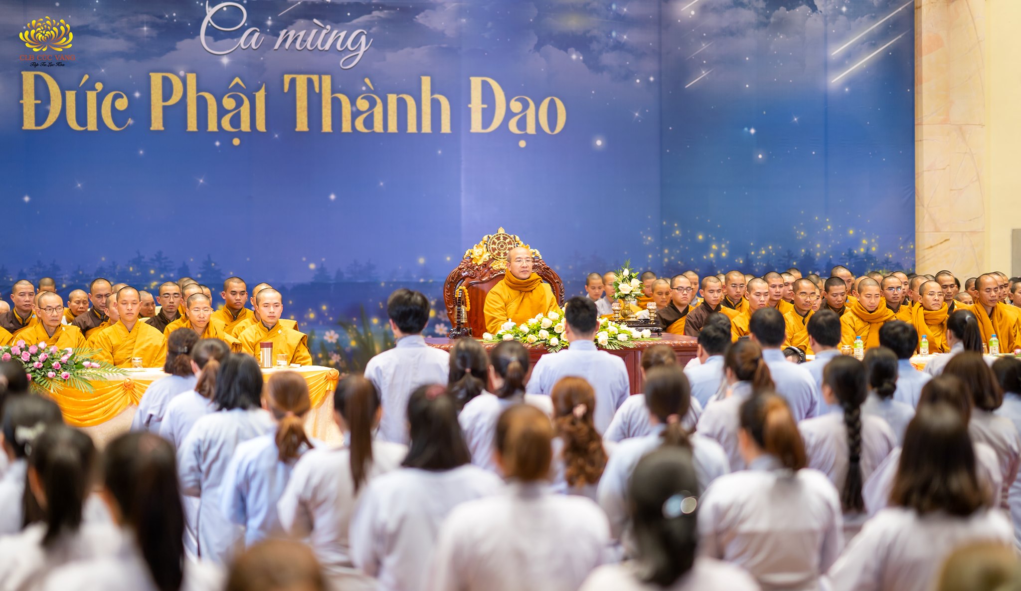Sư Phụ Thích Trúc Thái Minh cùng chư tôn đức Tăng chùa Ba Vàng quang lâm chứng dự đêm 