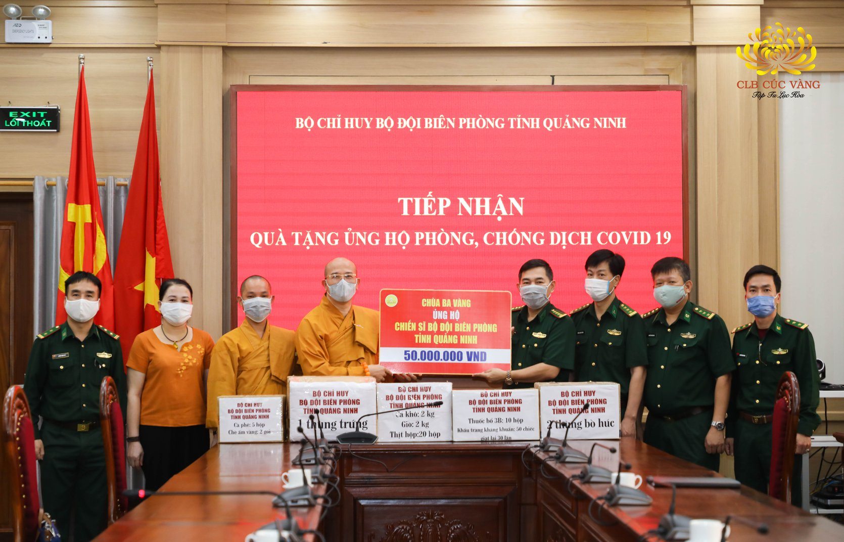Phật tử hộ trì chư Tăng ủng hộ các chiến sĩ Bộ đội Biên Phòng tỉnh Quảng Ninh